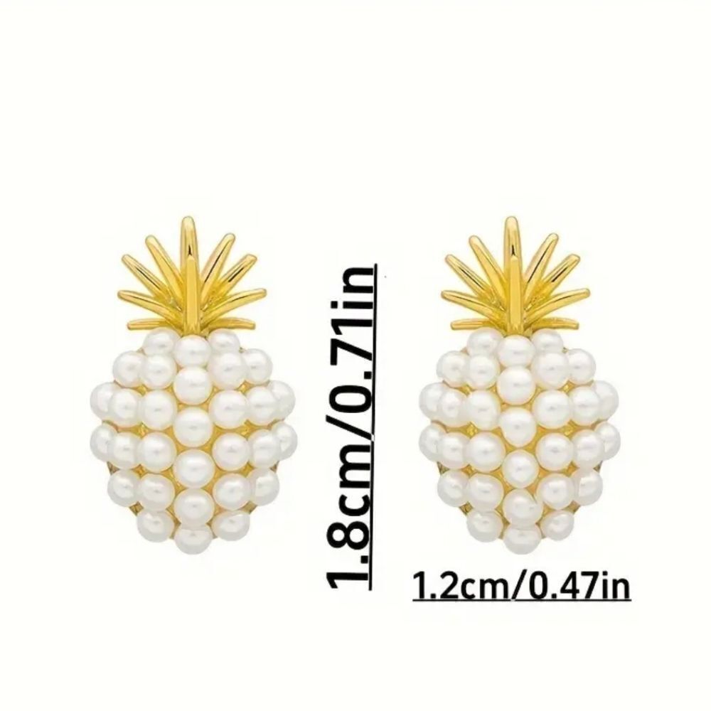Pineapple pearl 14k gold stud earrings - Picture 3 of 7